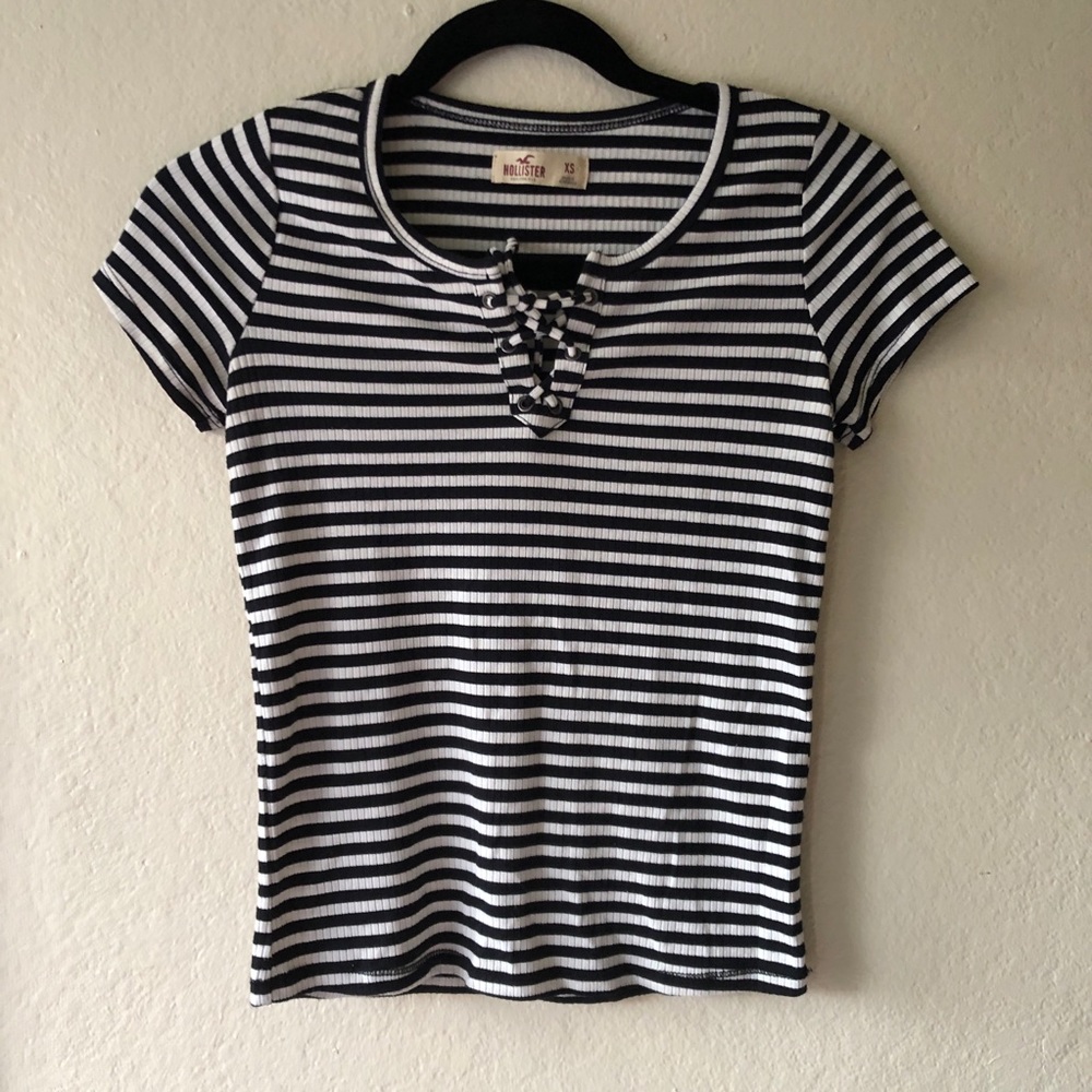 hollister top